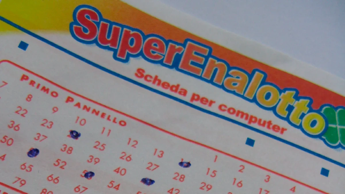 Mann knackt gigantischen Jackpot im Lotto – jetzt will seine Ex-Frau eine Millionensumme