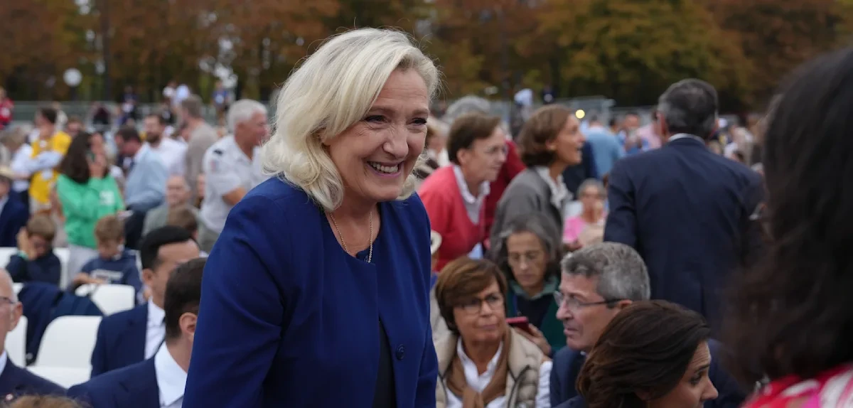 „Historischer Sieg“ – Le Pens Partei feiert Machtzuwachs im Pariser Senat