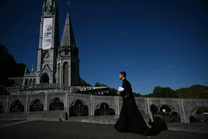 La visite du pape Léon XIV est « un rendez-vous raté » pour les victimes de violences sexuelles dans l’Eglise, regrette l’instance nationale de réparation