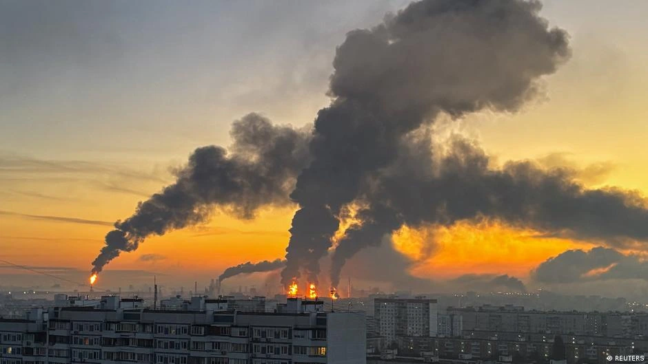 Ucrania ataca terminal petrolera rusa pese a acuerdo alcanzado entre Trump y Putin
