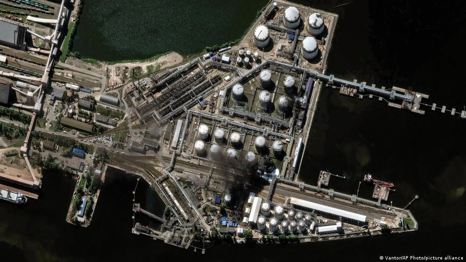 Ucrania lanza contra San Petersburgo uno de los mayores ataques con drones de la guerra