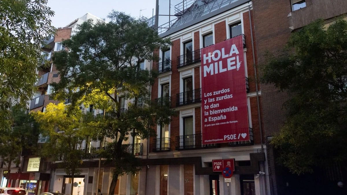 El PSOE hace campaña con la visita de Milei a España: “Los zurdos te dan la bienvenida”