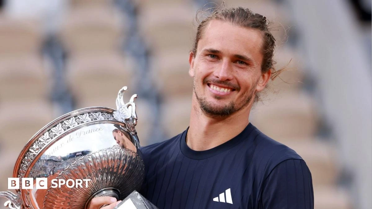 Zverev secures number one ranking as Alcaraz loses