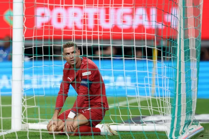 Cristiano Ronaldo ou la fin de règne explosive d’une icône devenue encombrante pour le Portugal