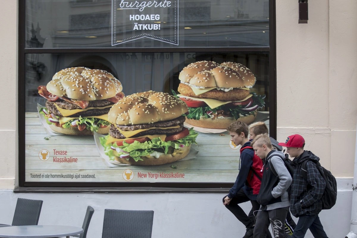 На McDonald’s подали в суд из-за предполагаемого использования ИИ для определения цен во франшизах