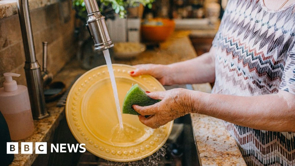 Airbnb hosts can no longer make guests strip beds and wash dishes under new rules