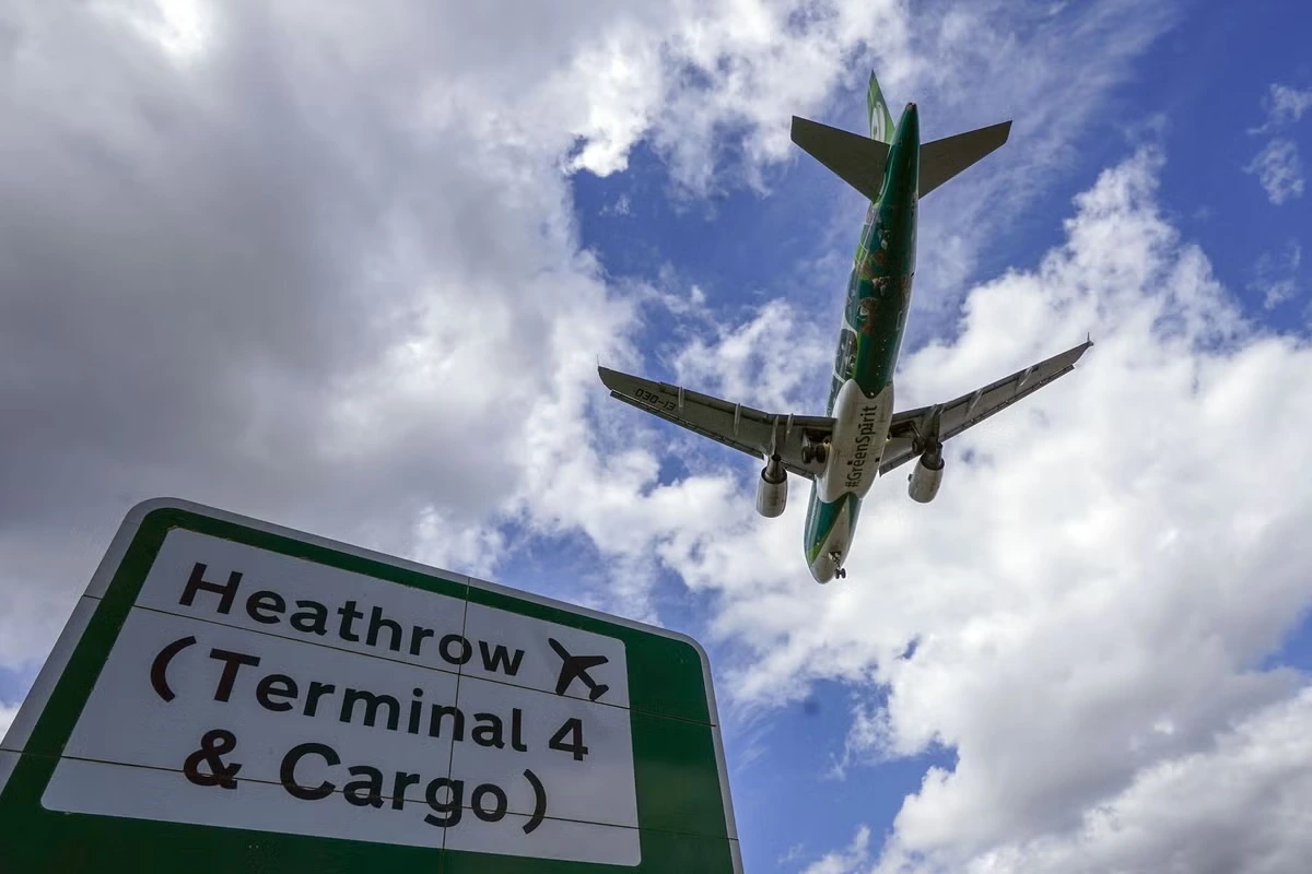 Heathrow boss warns Andy Burnham airport cannot wait forever for third runway