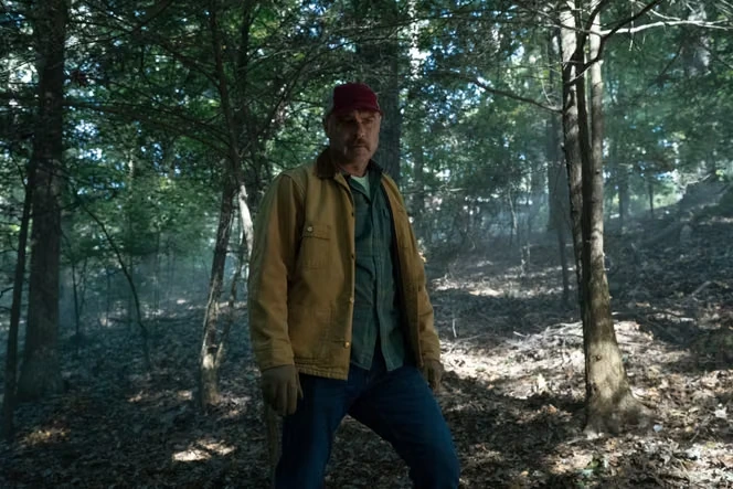 « Nocturne », sur Apple TV : un duel psychologique haletant qui oppose Liev Schreiber à Stephen Graham