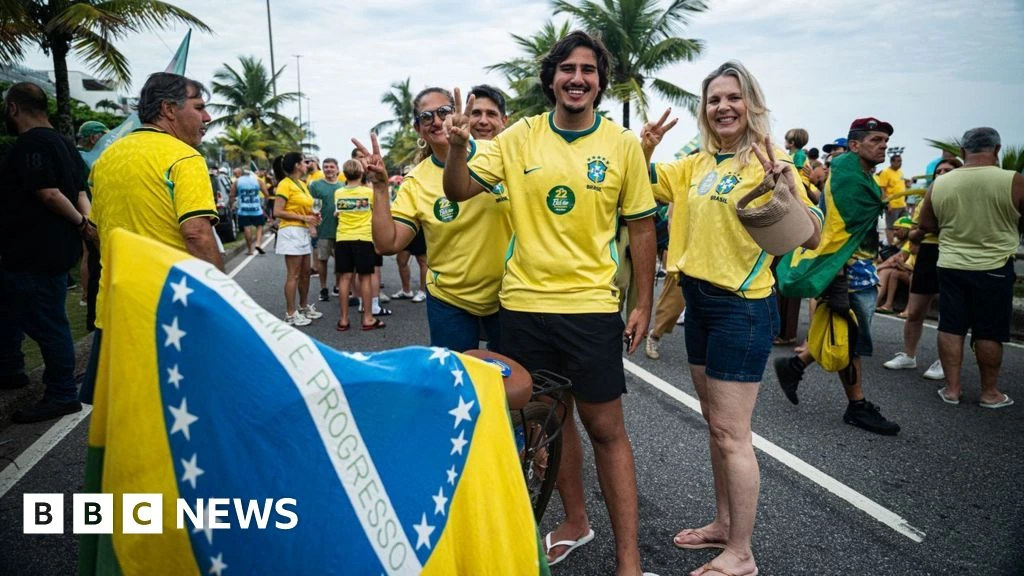 Voters in Brazil to choose between Lula and Bolsonaro's son