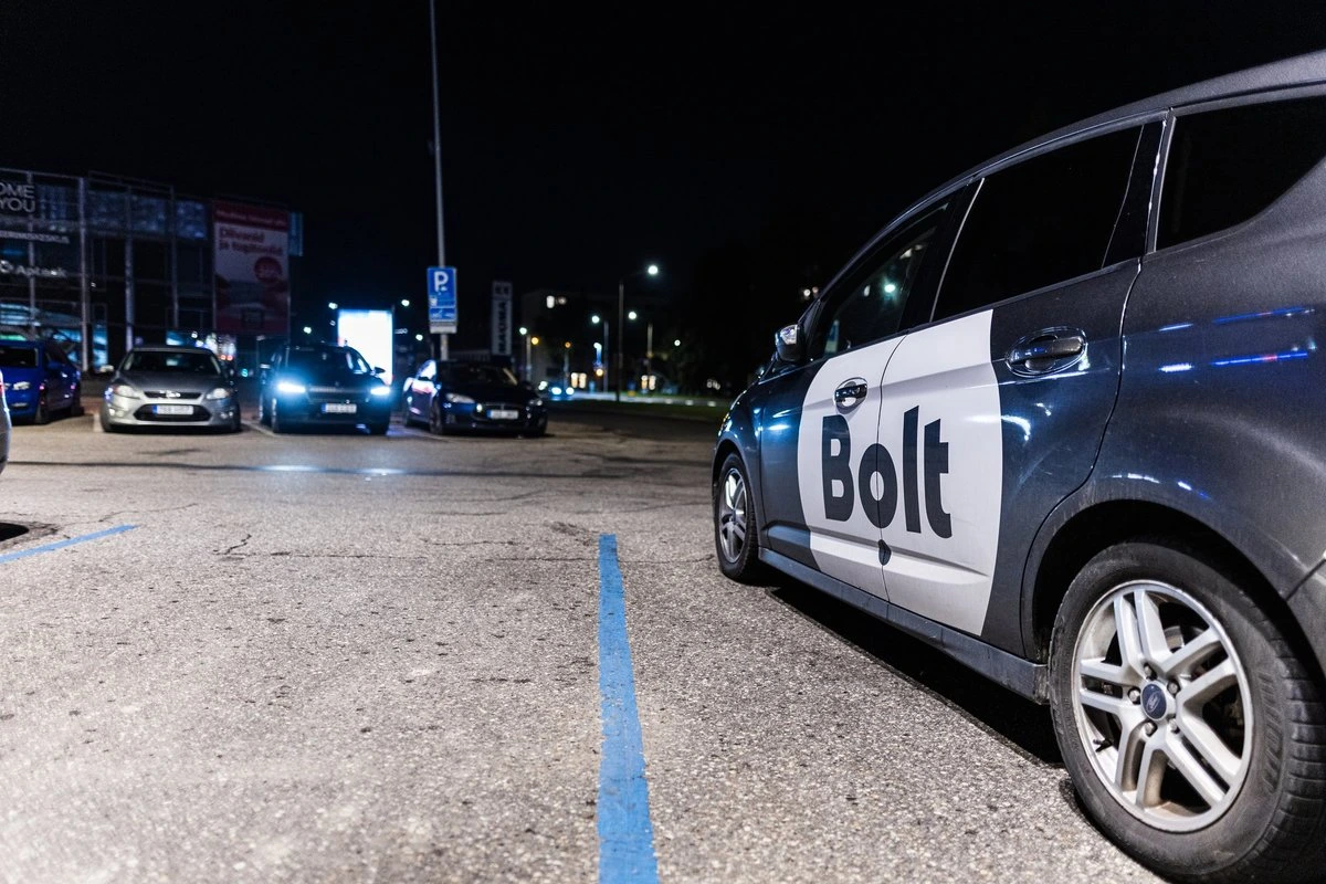 Заказал Bolt за одну цену, а заплатил больше. Почему так происходит?