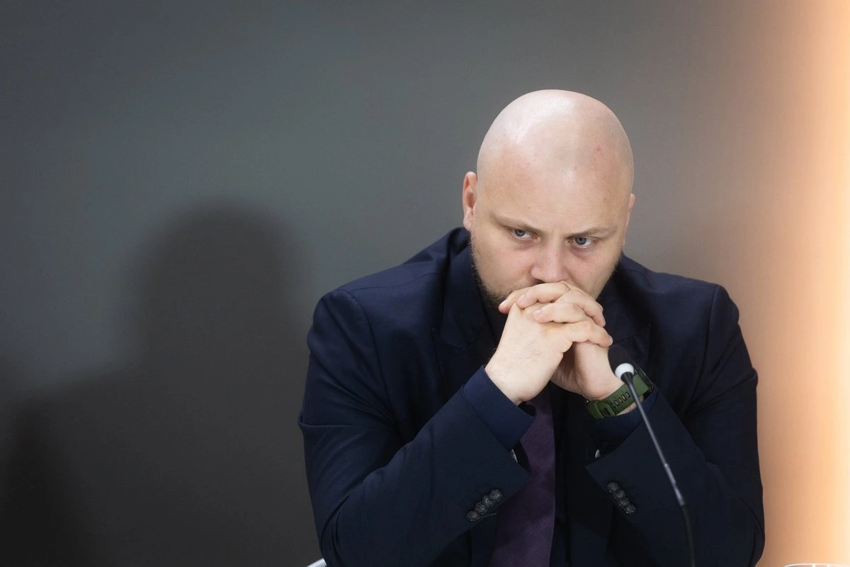 Ситуация прояснилась: асфальт есть — денег на него нет. Не все дороги в столице успеют достроить к зиме