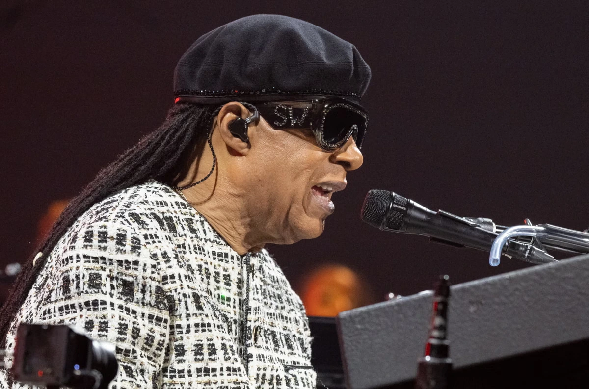 Stevie Wonder review – playing ​his greatest album in full, he knocks everyone sideways