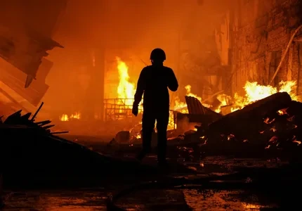 Удар РФ по жилому дому в Харькове: четверо ранены, среди них ребенок