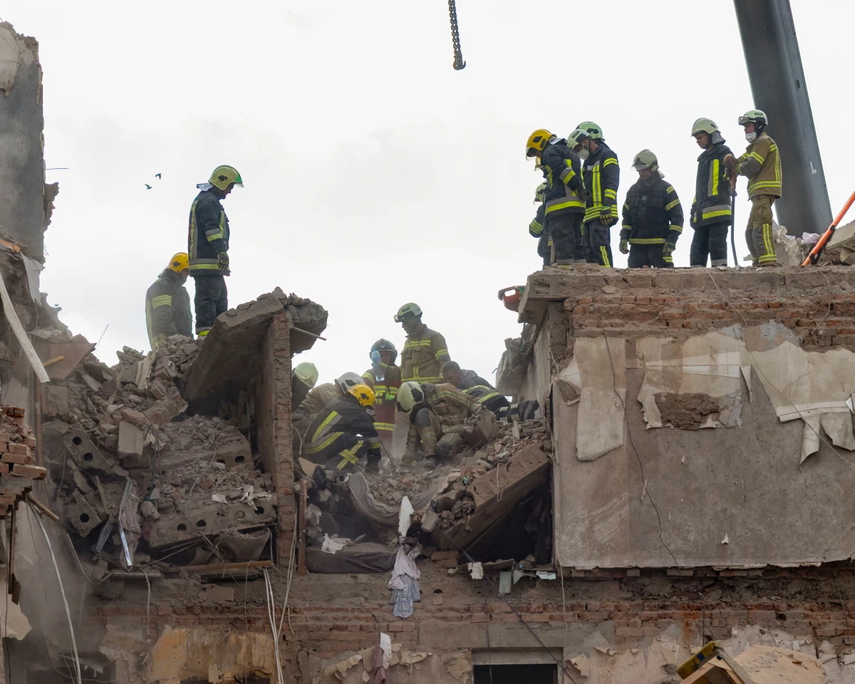 Ukraine war briefing: Zelenskyy condemns ‘vile’ attacks from Russia that killed 20 in one apartment