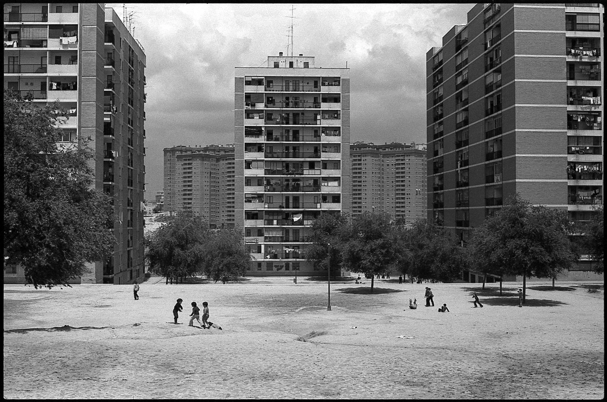 Las ciudades de España: demasiado llenas para la convivencia, demasiado vacías para la crisis de la vivienda