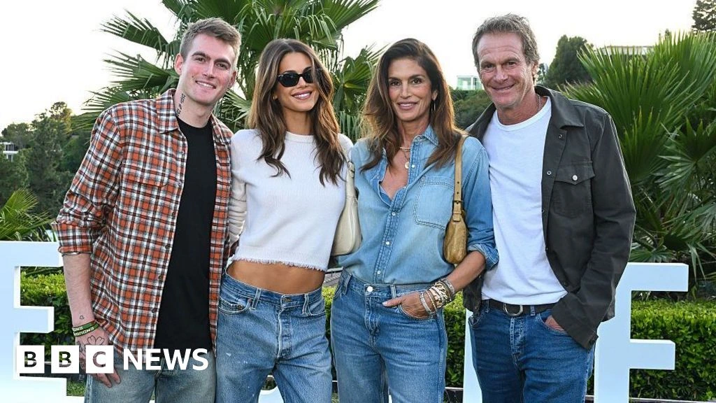 Cindy Crawford 'beyond heartbroken' after death of son Presley at 27
