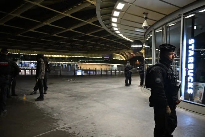 De nouveaux couvre-feux pour mardi soir, à Lyon, Bordeaux et Nice, après une nuit calme