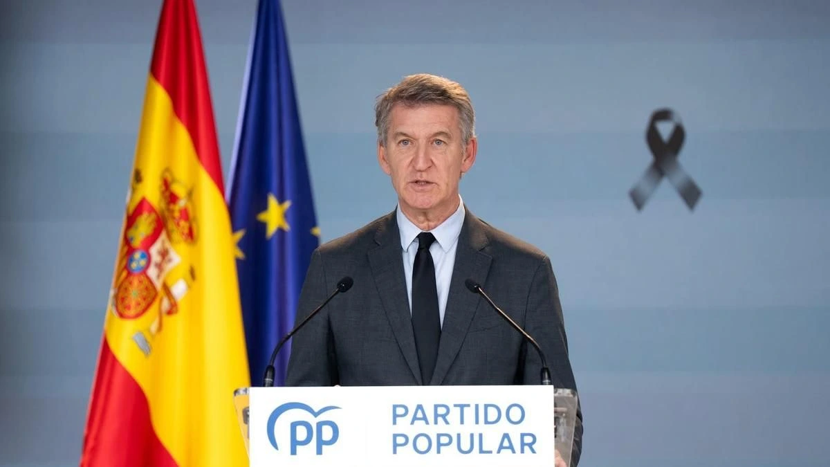 Feijóo exige una “revisión completa independiente de toda la red ferroviaria” tras el accidente de Toledo