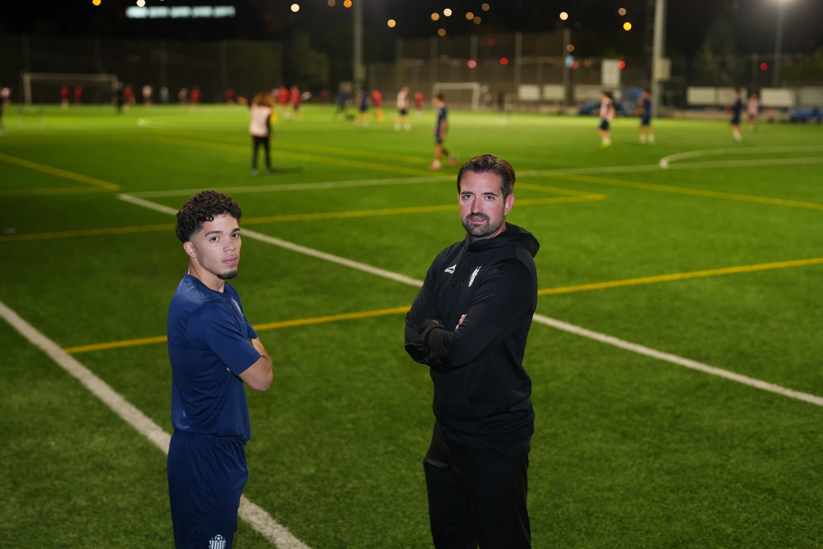 Un equipo de barrio que se pregunta "¿Y por qué no?": el Sporting de Hortaleza espera al Sevilla para jugar el partido de sus vidas
