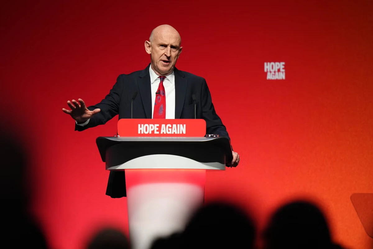 Chancellor targets Amazon and Temu in tax crackdown to deliver Budget for ‘white van man’