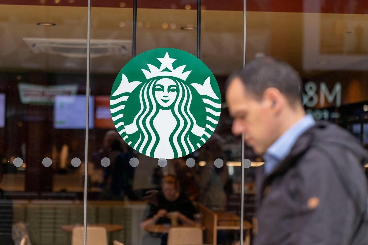 Владелец Rimi не исключает появления Starbucks в Эстонии: „Мы следим за этой возможностью“