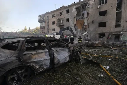 Число пострадавших в результате ночного удара по Запорожью выросло до 16