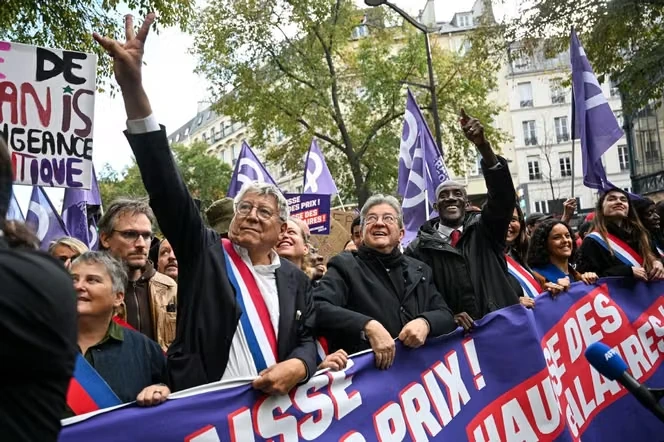 Mobilisation du 17 octobre : après une journée de violences et de saccages, le gouvernement sous pression cible LFI