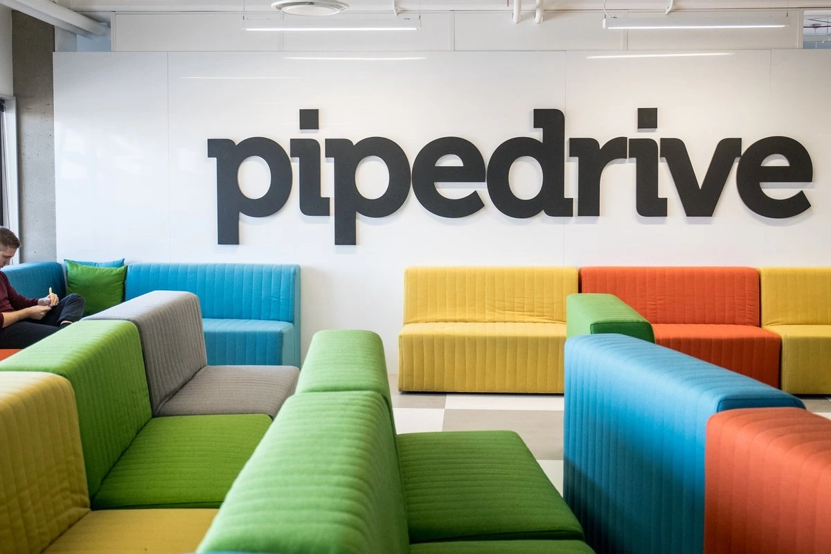 Pipedrive планирует масштабные сокращения. Изменения затронут большинство должностей.